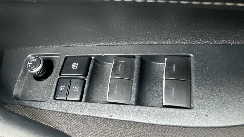 Toyota Corolla 1.8 VVT-i Hybrid Icon Tech 5dr CVT Hybrid Estate